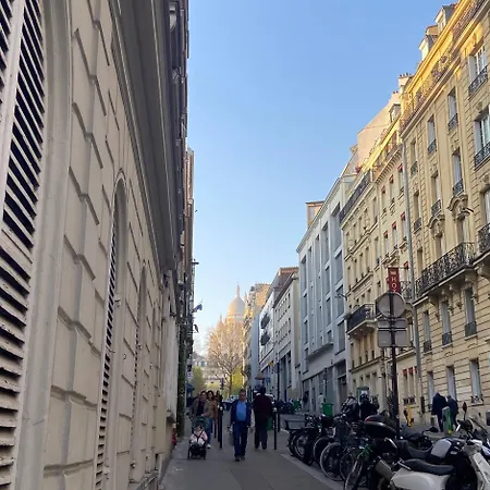 Parisien Typique, Calme Et Lumineux Appartamento